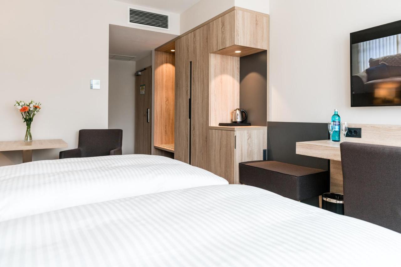 Hotel Am Wasserturm Berlino